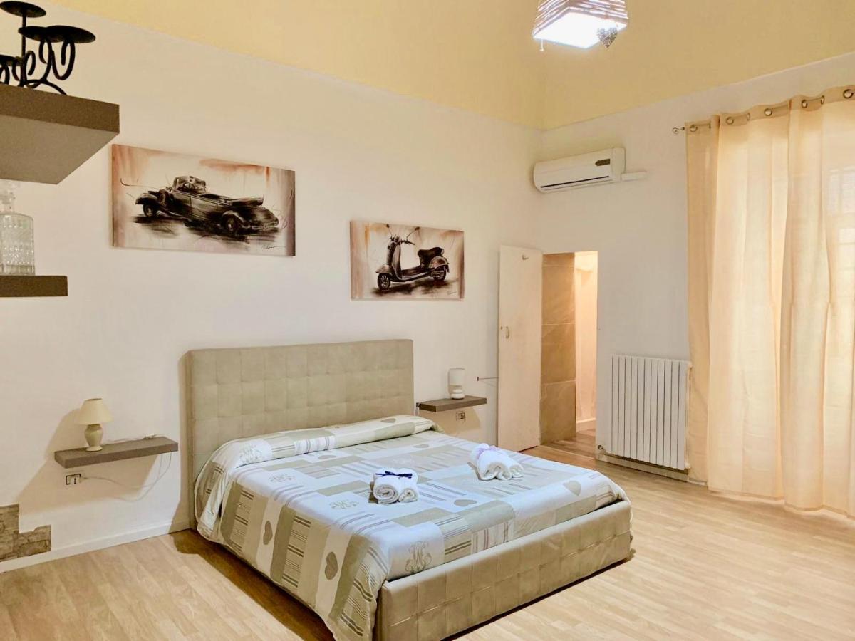 Via Conserva 27 Brindisi Bagian luar foto